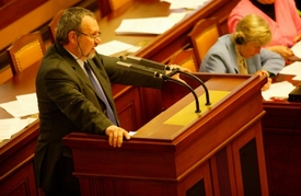 Šéf komunistických poslanců Pavel Kováčik.