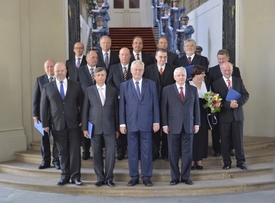 Zemanova či Rusnokova vláda?