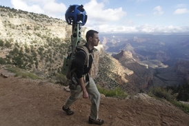 Systém s kamerou na zádech využil Google i v Grand Canyonu.