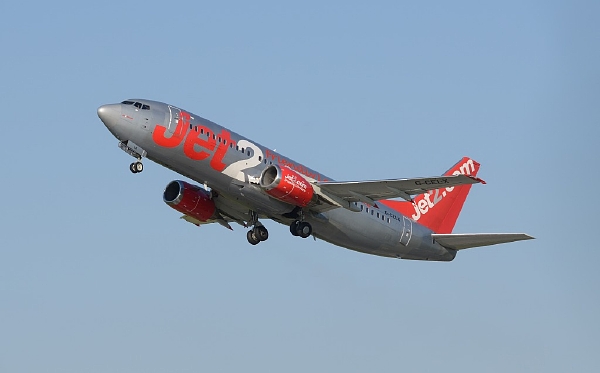 Britská nízkonákladová společnost Jet2 musela kvůli údajné výbušnině zrušit zpáteční let do Anglie (ilustrační foto). Britská nízkonákladová společnost Jet2 musela kvůli údajné výbušnině zrušit zpáteční let do Anglie (ilustrační foto).