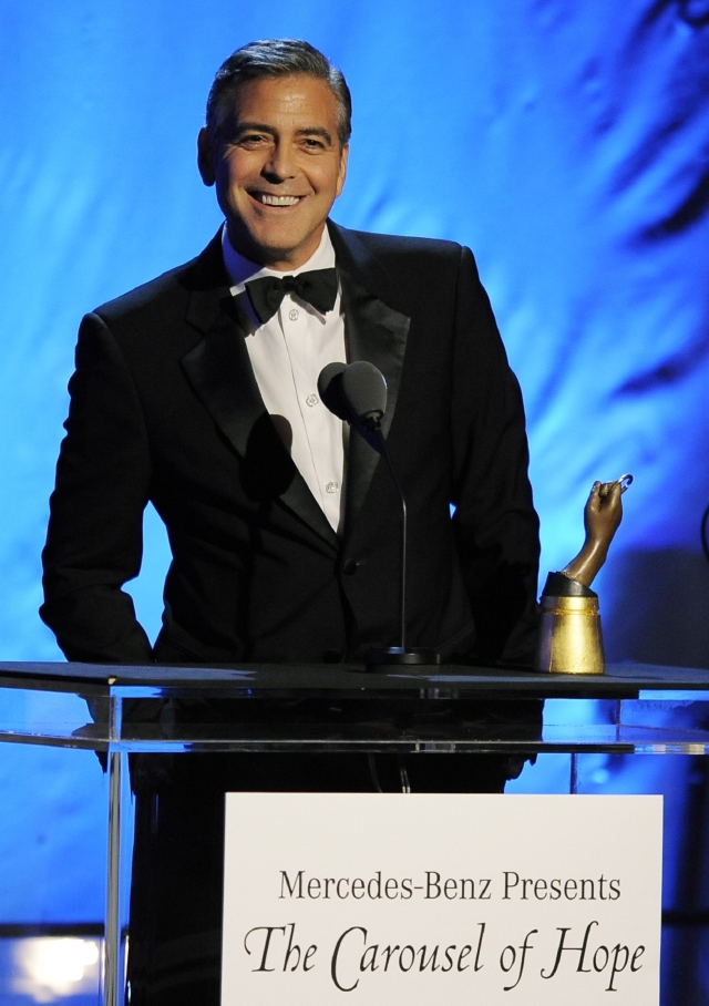 Clooney patří mezi nejžádanější muže Hollywoodu. Clooney patří mezi nejžádanější muže Hollywoodu.