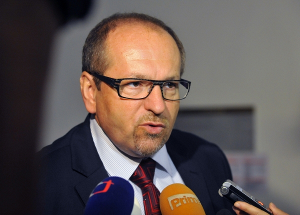 Exposlanec Ivan Fuksa (na snímku z 9. května 2012). Exposlanec Ivan Fuksa (na snímku z 9. května 2012).