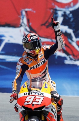 Marc Márquez triumfoval i v posledním závodě.