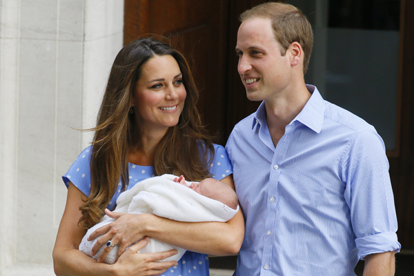 Šťastní rodiče William a Kate.