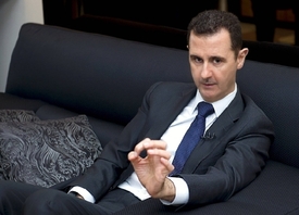 Na mnoha místech syrského bojiště je prezident Asad už řadu měsíců na koni.