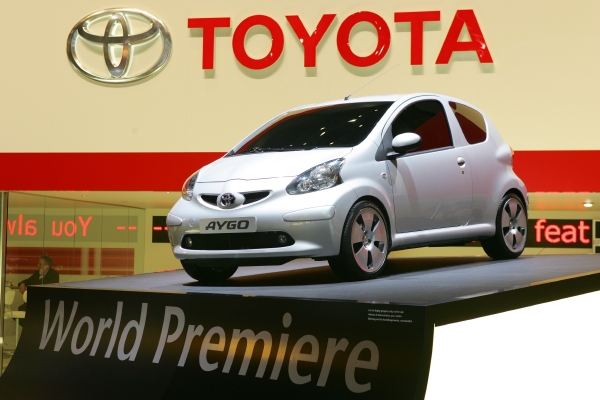 Toyota se stala světově nejprodávanějším výrobcem automobilů v roce 2012.