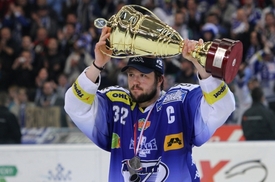 Radim Bičánek pomohl dostat Kometu před dvěma lety jako kapitán až do extraligového finále.