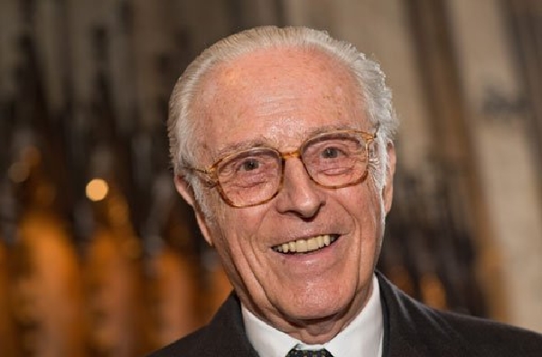 Oslavenec, osmdesátiletý Franz Herzog von Bayern.