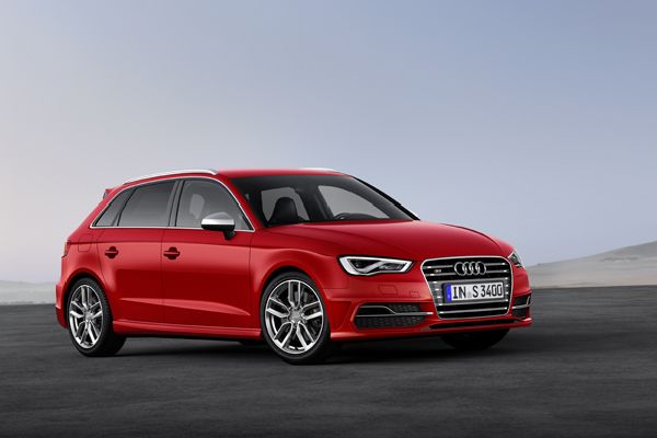 Od července má LTE model S3 Sportback, od listopadu pak i další varianty modelu A3. 