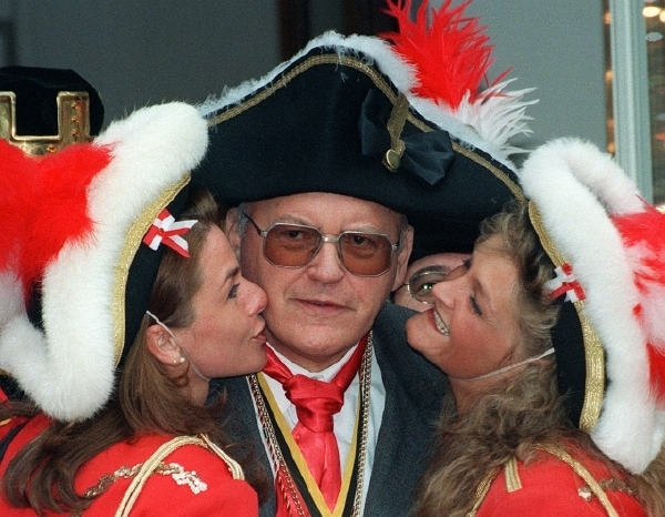 Německý prezident Roman Herzog během karnevalu. 