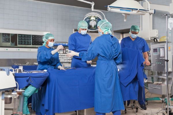 Za poslední půlrok u nás došlo k transplantaci 32 srdcí, 63 jater a 237 ledvin. Za poslední půlrok u nás došlo k transplantaci 32 srdcí, 63 jater a 237 ledvin.