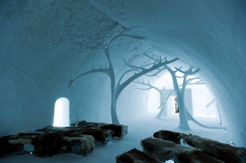 ICEHOTEL ve Švédsku.