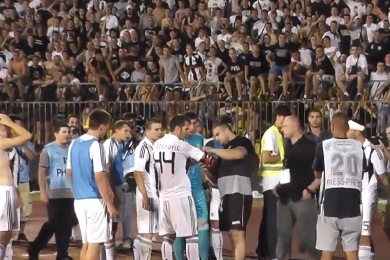 Hráč Partizanu Bělehrad Mark Ščepovič přišel po vypadnutí s bulharským mistrem Ludogorec Razgrad takto o kapitánskou pásku.