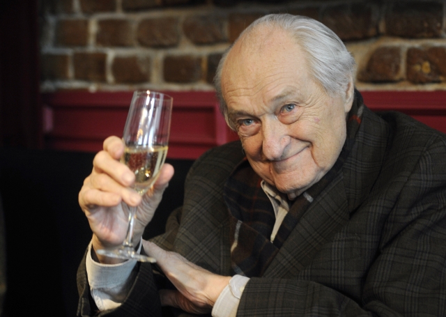 Režisér Jiří Krejčík.