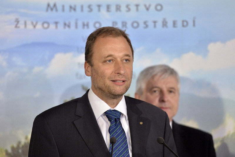 Úřednický ministr životního prostředí Tomáš Podivínský. Úřednický ministr životního prostředí Tomáš Podivínský.