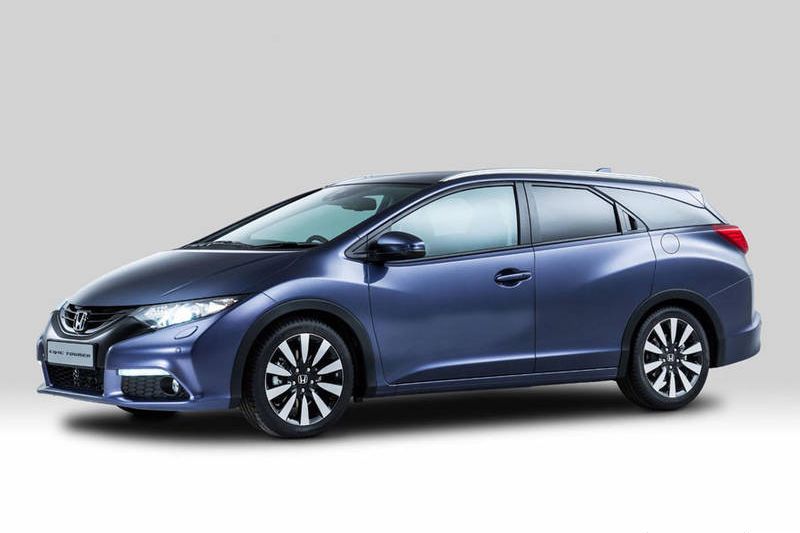 Nová Honda Civic Tourer se na první pohled liší od kombíků ostatních značek.