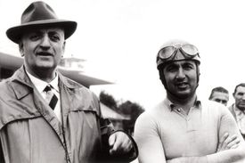 Enzo Ferrari a pilot Alberto Ascari v roce 1953.
