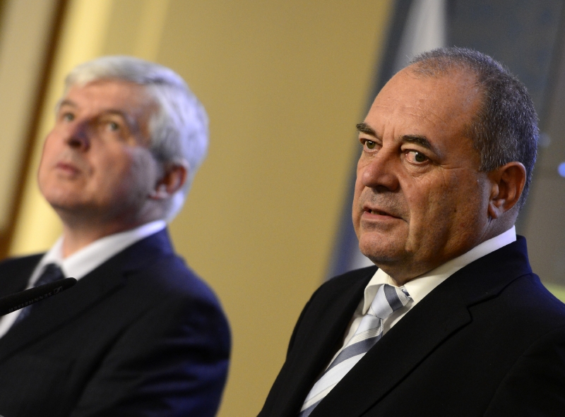 Ministr v demisi František Koníček chce nabrat nové zaměstnance na Úřady práce.