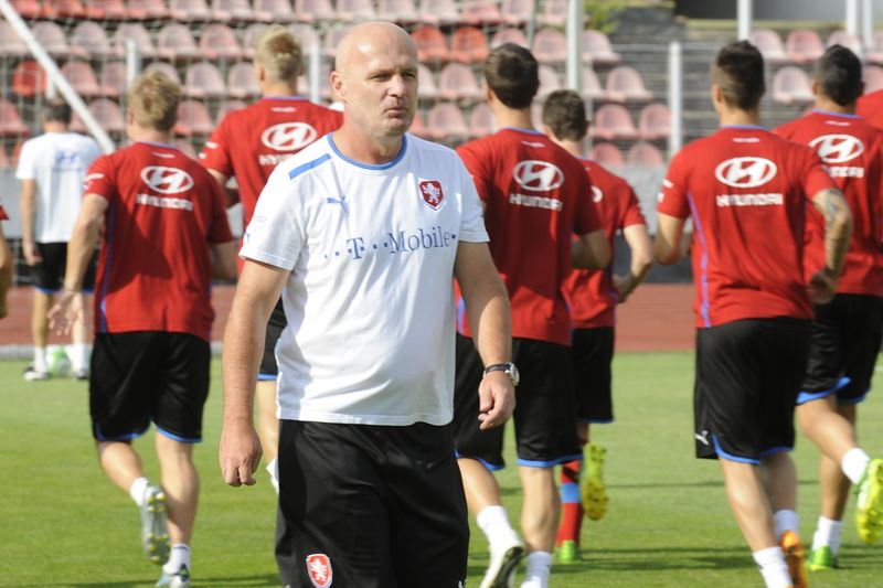 Kouč Michal Bílek.