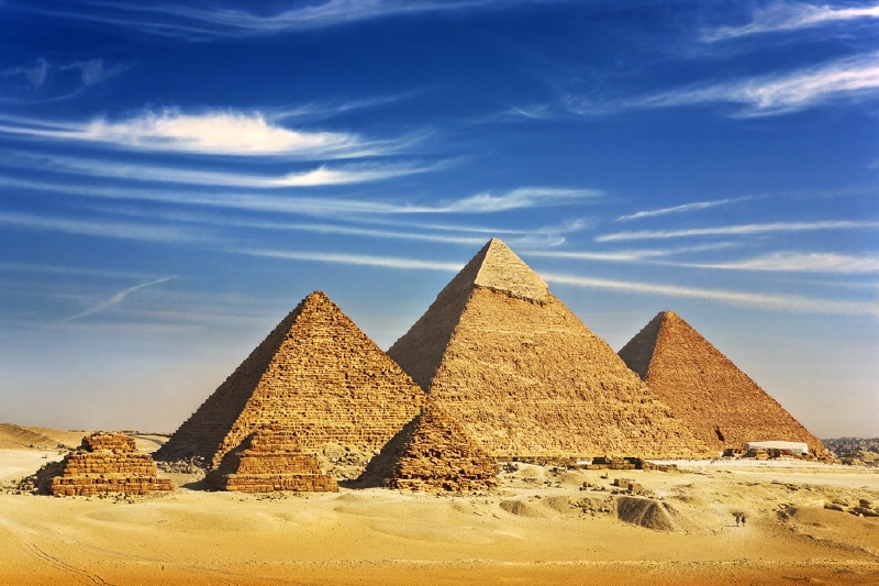 Pyramidy v Gíze jsou pro turisty uzavřeny.