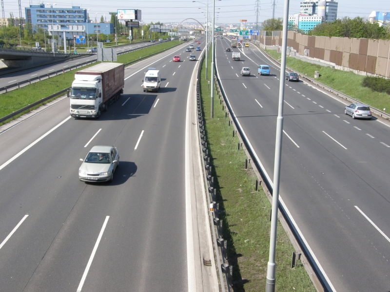 Rekonstrukce dálnice D1 pokračuje. Rekonstrukce dálnice D1 pokračuje.