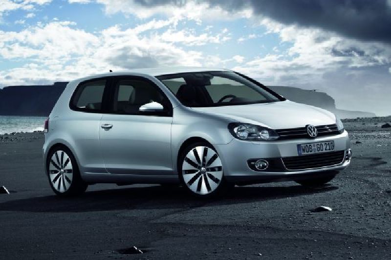 Mezi nejprodávanějšími vozy v Evropě se drží stále VW Golf (ilustrační foto).
