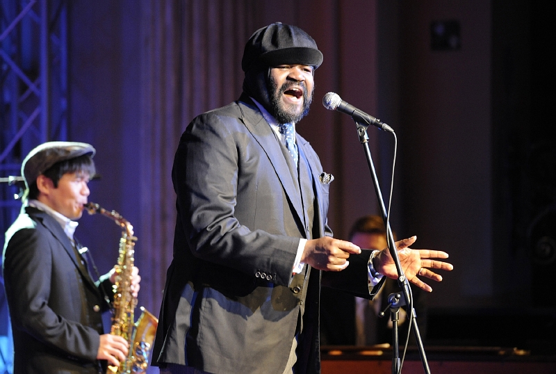 Americký jazzový zpěvák Gregory Porter vystoupil na březnovém koncertu Jarní Gala pro festival Struny podzimu. Americký jazzový zpěvák Gregory Porter vystoupil na březnovém koncertu Jarní Gala pro festival Struny podzimu.