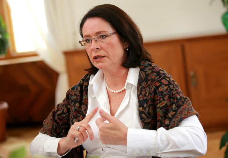 Miroslava Němcová v pondělí oznámila, že členům ODS nebylo doporučeno podpořit rozpuštění sněmovny. Miroslava Němcová v pondělí oznámila, že členům ODS nebylo doporučeno podpořit rozpuštění sněmovny.
