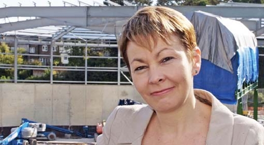 Caroline Lucasová. Caroline Lucasová.