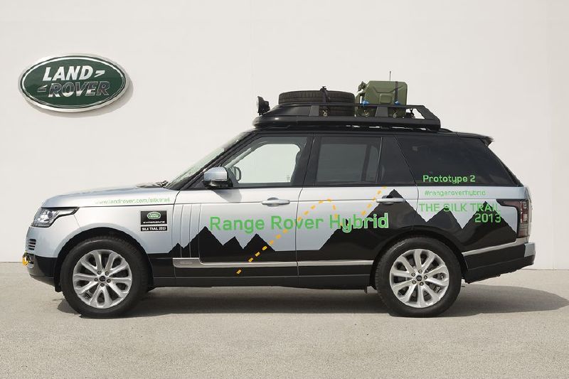 Hybridní Range Rover se vydává na dalekou cestu.