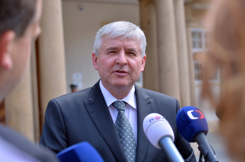 Vláda možná formou zákonného opatření navrhne úpravu zdanění investičních fondů. 