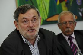 Ombudsman Pavel Varvařovský (vlevo).