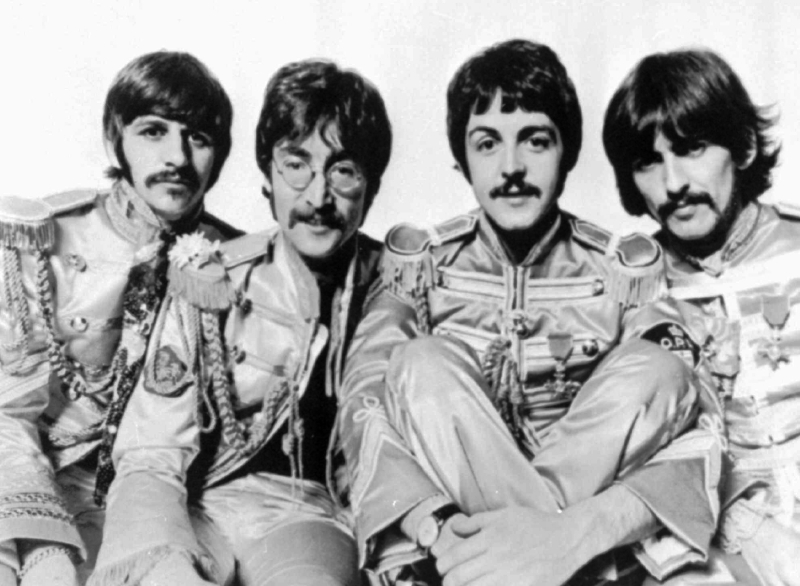 Britské kapele Beatles brzy vyjde další album. Britské kapele Beatles brzy vyjde další album.