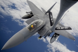 Americký F-15 Strike Eagle. Americký F-15 Strike Eagle.