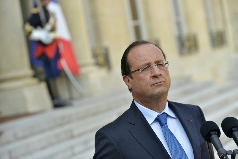 Prezident Hollande po setkání se zástupci syrské opozice.