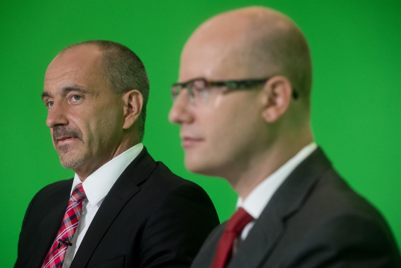 Lídr ODS Martin Kuba a lídr ČSSD Bohuslav Sobotka. Lídr ODS Martin Kuba a lídr ČSSD Bohuslav Sobotka.