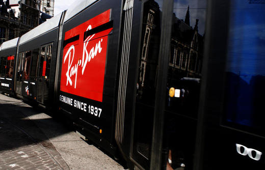 Tramvaj Ray Ban. Tramvaj Ray Ban.