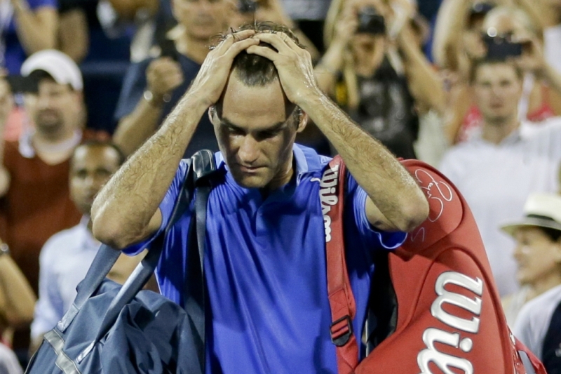 Špatný rok švýcarského tenisty Rogera Federera vyvrcholil na US Open.