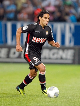 Radamel Falcao má za úkol pozvednout klub z Monaka.