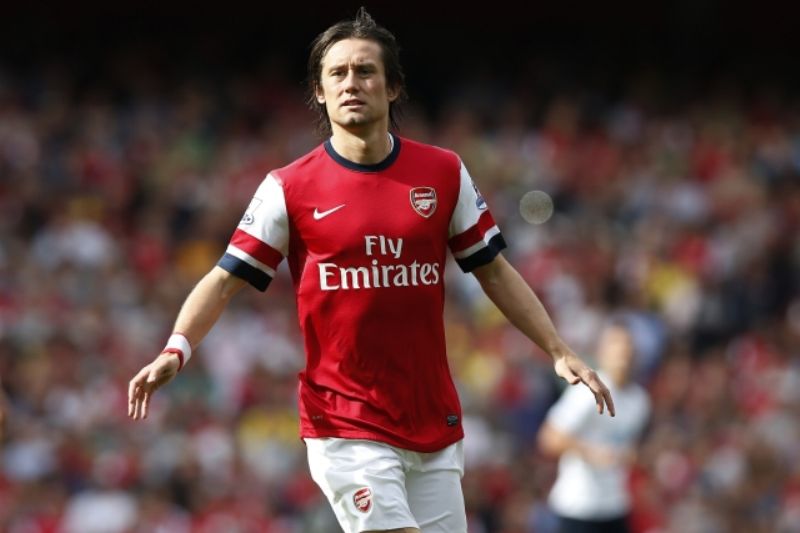 Tomáš Rosický se v Arsenalu na Mesuta Özila těší.