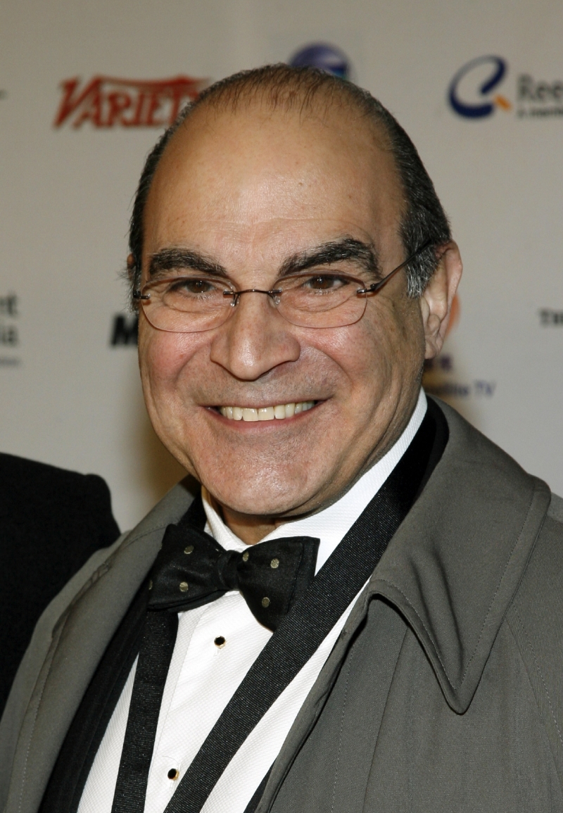 David Suchet se proslavil ztvárněním Hercula Poirota.