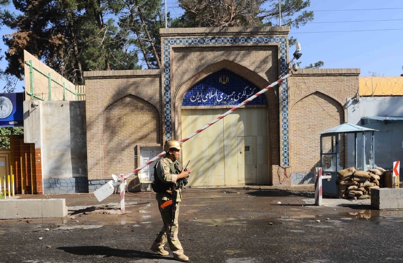 Před plánovaným stažením sil USA a NATO z Afghánistánu se situace v zemi přiostřuje. Před plánovaným stažením sil USA a NATO z Afghánistánu se situace v zemi přiostřuje.