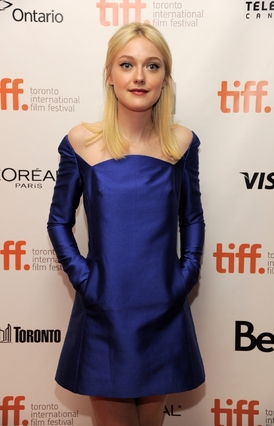 Ve filmu Night Moves si zahrála i Dakota Fanning.