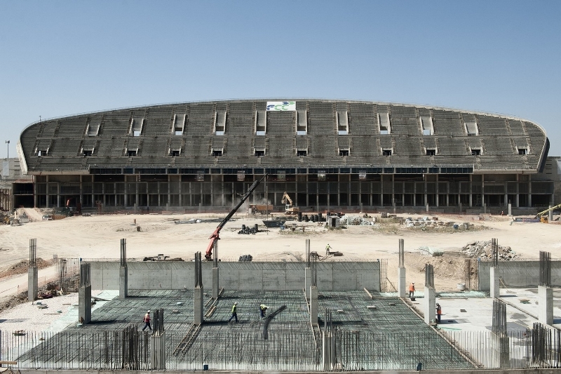 I přes krach španělské kandidatury na uspořádání olympijských her v roce 2020 vyroste v Madridu chystaný olympijský stadion. I přes krach španělské kandidatury na uspořádání olympijských her v roce 2020 vyroste v Madridu chystaný olympijský stadion.
