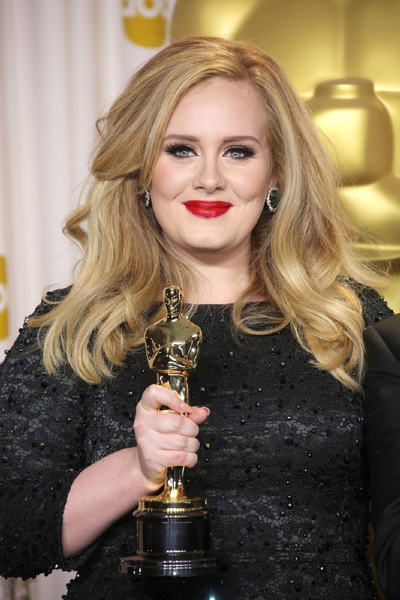 Adele svého otce odvrhla.