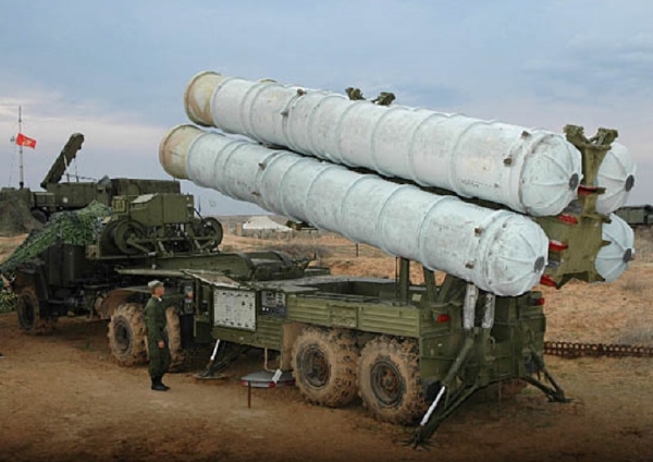 Rusko nabízí Íránu náhradou za rakety S-300 systém Antej-2500.