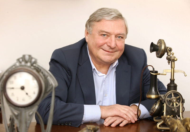 Miroslav Šlouf. Miroslav Šlouf.