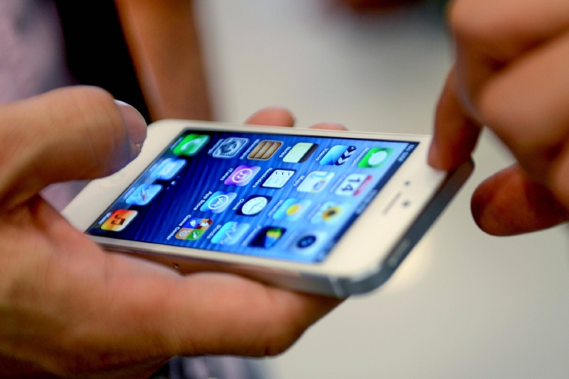 V Japonsku čekají lidé na nový iPhone 5 i více než týden. V Japonsku čekají lidé na nový iPhone 5 i více než týden.