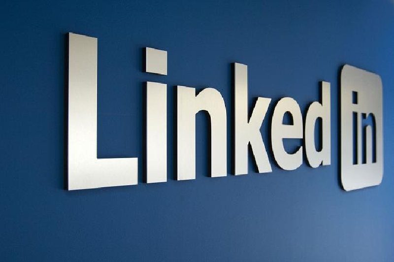 Služba LinkedIn snížila věkovou hranici na 13 let.