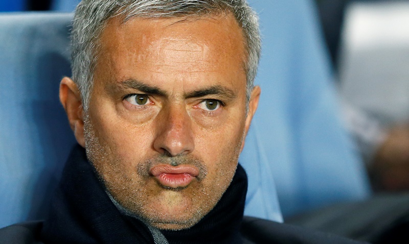 José Mourinho zatím se svým návratem do Chelsea nemůže být spokojený. José Mourinho zatím se svým návratem do Chelsea nemůže být spokojený.
